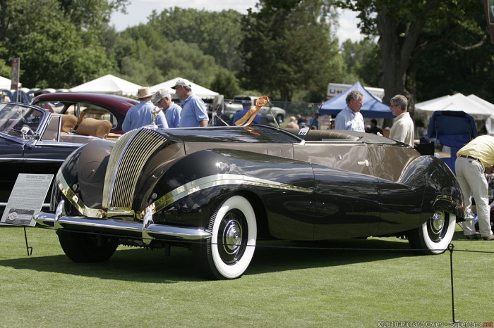 1947 Rolls-Royce Phantom III Labourdette Vutotal Cabriolet 02.jpg (327 KB)